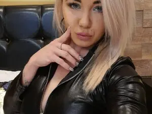 Myfreecams Adult Webcams of Sophie_Maeve