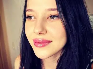 Myfreecams Sex Chat of Sannyflower