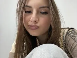 Myfreecams Adult Video Chat of Real_cutie