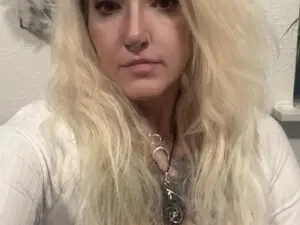 Myfreecams Watch Live Sex Cams of Catt_lepurr