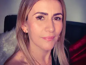 Myfreecams Watch Live Sex Cams of CamilleMuller
