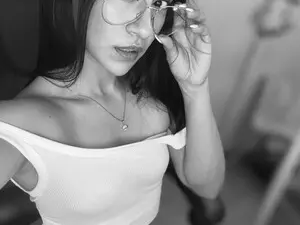 Myfreecams Sex Cam of Olivialoft