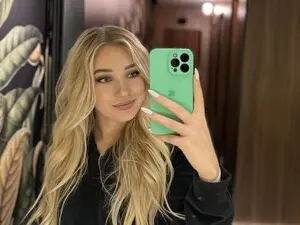 Myfreecams Live Sex of SnowQueen1