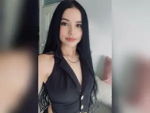 Myfreecams Live Sex Cam of Melanyrouse_