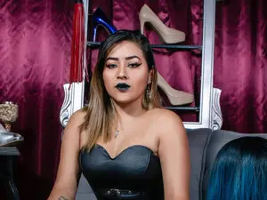 Myfreecams Free Porn Cam of SaraBDSM