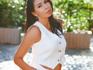 Myfreecams Sex Cam of SarraRose