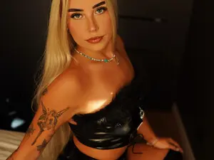 Myfreecams Adult Video Chat of KristySmile23