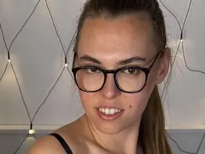 Myfreecams Best live sex cam show of AriianaDoll