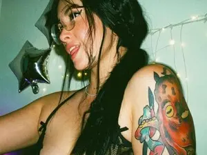 Myfreecams Live Porn of Isa_Maiden