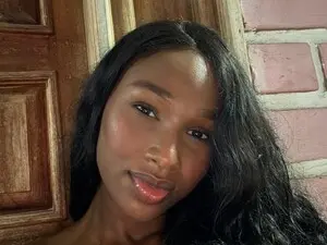 Myfreecams Sex Cam of Gisellejones1
