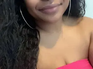Myfreecams Live Porn of HoneyBrown89