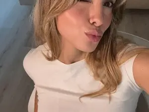 Myfreecams Free Live Porn of Frootyluv