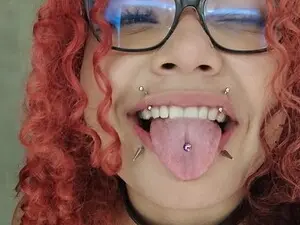 Myfreecams Sex Cam of IrisFeitan