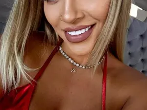 Myfreecams Best live sex cam show of Lorehottie