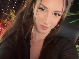 Myfreecams Sex Cam of Artlene