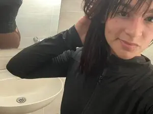 Myfreecams Private Sex Chat of Bella_Rouse9