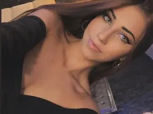 Myfreecams Adult Video Chat of ChantalBlair
