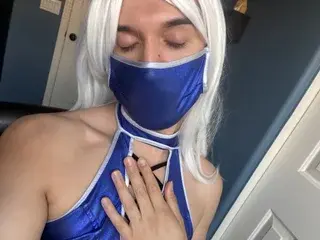 Streamate Nude Webcam of Kitanamkxxx