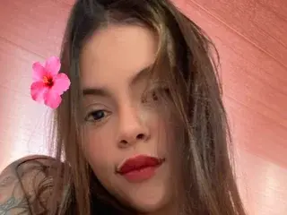 Streamate Sex Cam of LINARESJESICA