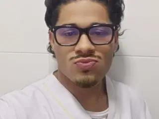 Streamate Nude Webcam of RyanStone77