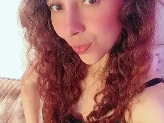 Streamate Live Sex of AlisonAndreeD