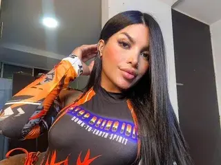Streamate Free Live Porn of XXLATINAHOTXX