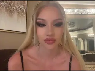 Streamate Best live sex cam show of Emberreinn