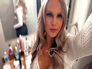 Streamate Free Live Porn of TiffanySkyyXo