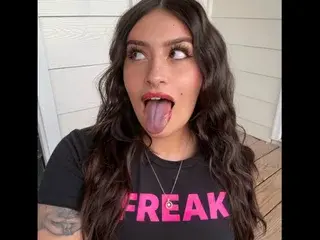 Streamate Nude Webcam of SaigeKiljoy