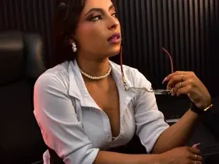 Streamate Adult Webcam of MiiaaMonroe