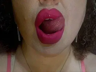 Streamate Live Sex of CurvyKatty40DD