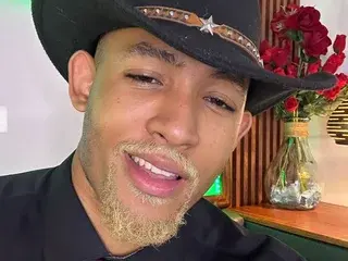 Streamate Sex Cam of BentoFox