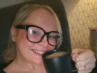 Streamate Live Sex of Peachy_English_Blond