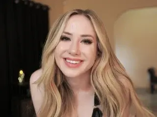 Streamate Live Sex of pintsizedblonde