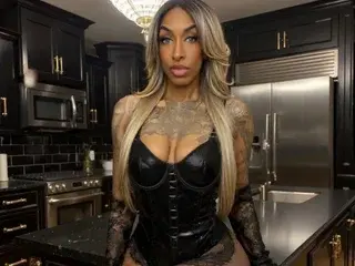 Streamate Live Sex Cam of Januaryvice