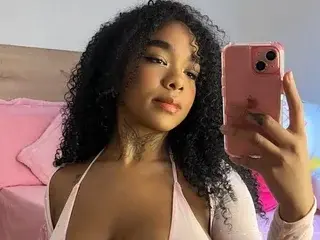 Streamate Live Sex Cam of Victoria_Gold