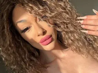 Streamate Live Sex Cam of BarbMonn