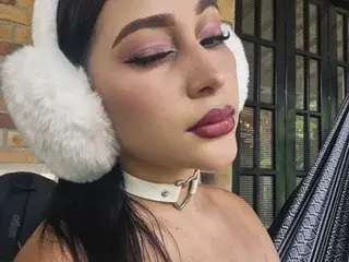 Streamate Live Sex Cam of CandyyKissx