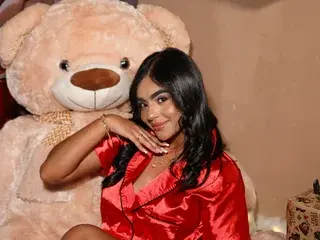 Streamate Adult Webcam of MiaaCaastro