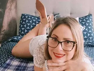 Streamate Live Sex Cam of JaneeTurner