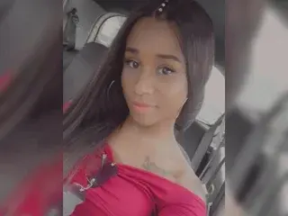 Streamate Free Live Porn of BlackGoddessTsX