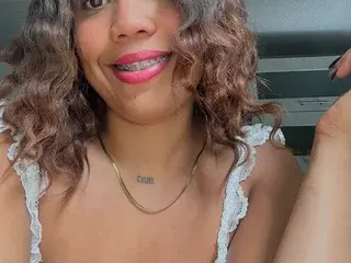 Streamate Nude Webcam of BustyGlow121