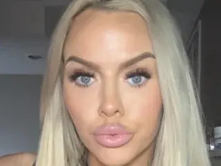Streamate Free Live Porn of GoddessBuffBarbie