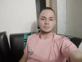 Streamate Live Sex Cam of 111elnene111