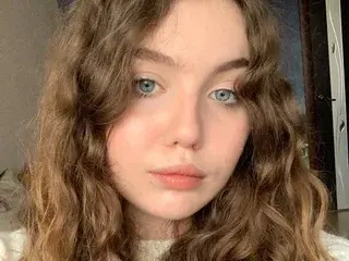 Streamate Free Porn Cam of LuxSopphiaaa