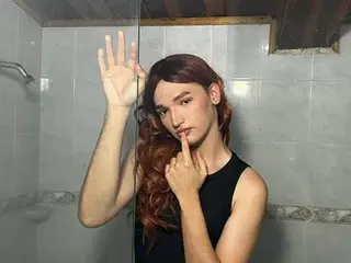 Streamate Adult Webcams of EmmaHiltton