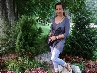 Streamate Nude Webcam of EvelyneFlirtyMilf