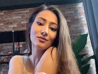 Streamate Private Sex Chat of IsoldeBlis