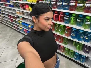 Streamate Live Porn of Victoria_broown