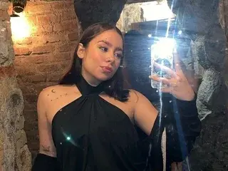 Streamate Sex Cam of Linda_Ponce